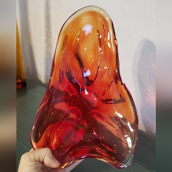 Handblown Red Art Glass Mid-Century Modern Atomic Bubble Vintage Ashtray Decor - Picture 3 of 11
